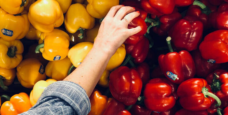 Supermarkteigenaar schrapt zelf btw op groente Supermarkteigenaar schrapt zelf btw op groente
